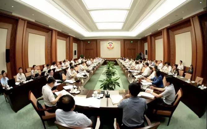 國家有錢了，民辦學(xué)校就該退場(chǎng)了？
