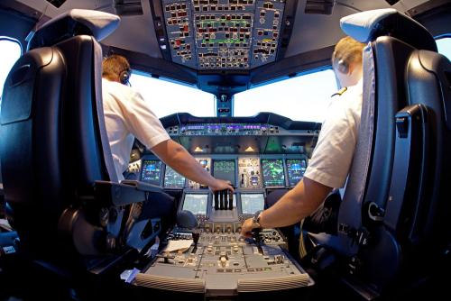 2020年度空軍面向四川招收飛行學(xué)員，符合這些條件均可報名！