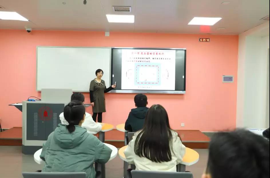 我省這所大學(xué)專業(yè)課獲評“四大天書”之首！學(xué)生：太“南”了