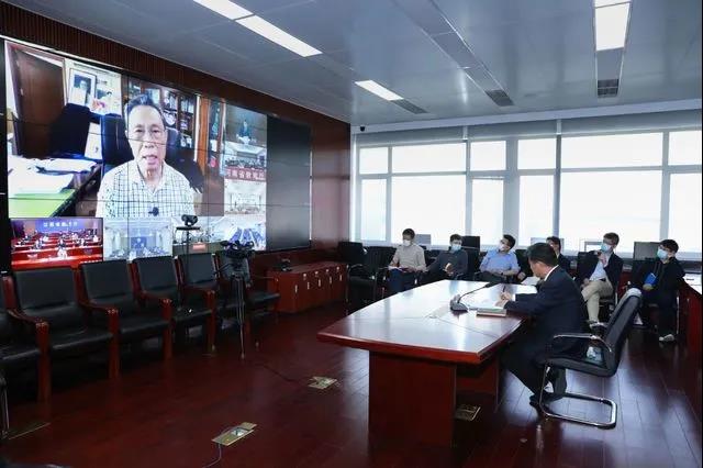 關(guān)于復(fù)課！在教育部的會上，鐘南山、李蘭娟、張文宏“同框”發(fā)聲....