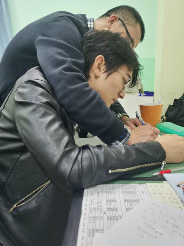 尋找身邊的美好——心素如簡(jiǎn)，人淡如菊，謙謙君子，良師益友